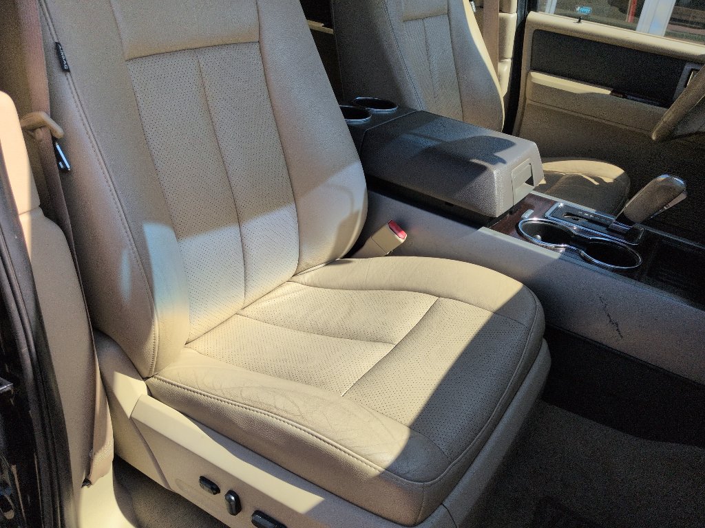Used 2014 Ford Expedition EL XLT w/ Equipment Group 202A AWD/4WD image 35