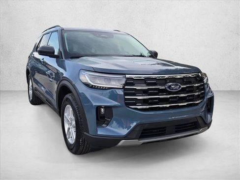 New 2026 Ford Explorer Active w/ Active Comfort Package RWD image 6