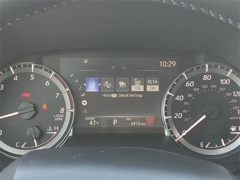 Certified 2025 Toyota Highlander XLE image 27