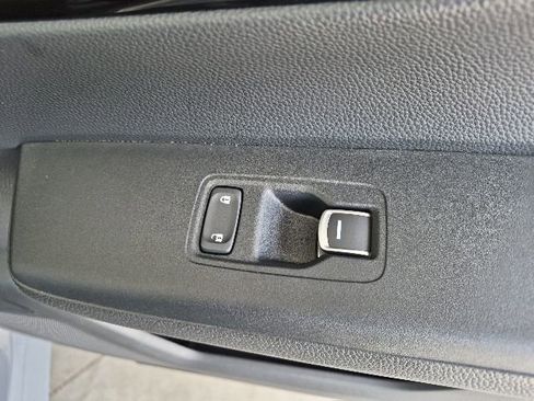Certified 2025 Honda CR-V EX-L image 33