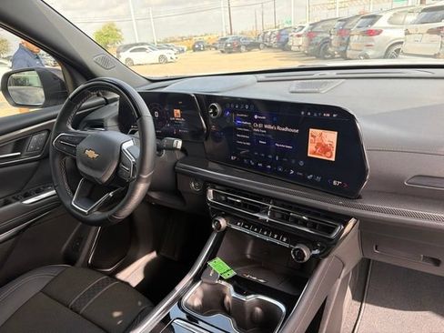 Used 2026 Chevrolet Traverse High Country FWD image 26