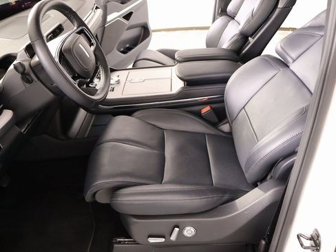 New 2025 Lincoln Navigator Reserve w/ Jet Appearance Package image 13