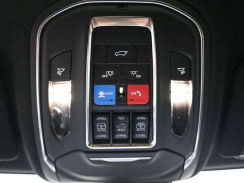 New 2026 Jeep Grand Cherokee L Limited AWD/4WD image 28