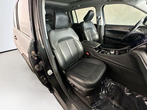 Used 2021 Jeep Grand Cherokee L Limited AWD/4WD image 28
