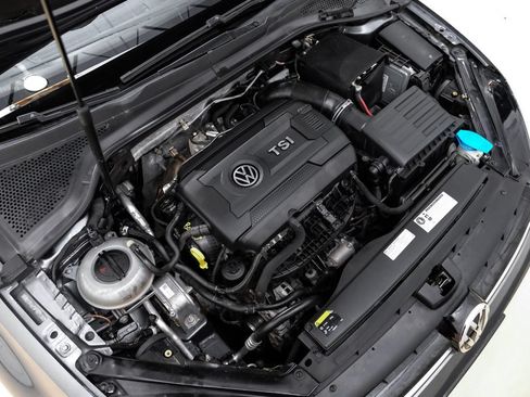 Used 2015 Volkswagen Golf S FWD image 48