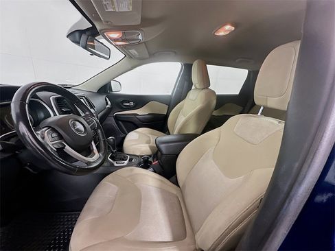 Used 2016 Jeep Cherokee Sport w/ Cold Weather Group image 22