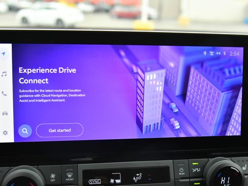 Used 2025 Toyota Grand Highlander AWD image 26