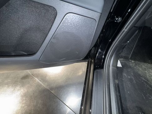 New 2025 Kia EV6 Wind image 18