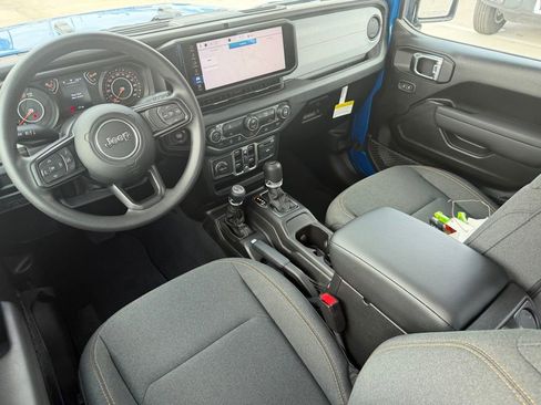 New 2026 Jeep Gladiator Sport AWD/4WD image 11