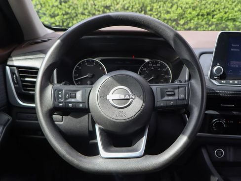 Used 2023 Nissan Rogue S FWD image 21