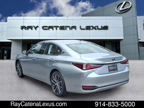 Certified 2024 Lexus ES 250 w/ Premium Package AWD/4WD image 6