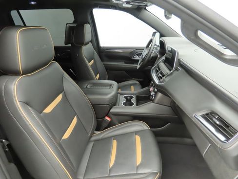 Used 2023 GMC Yukon XL AT4 w/ AT4 Premium Plus Package image 21
