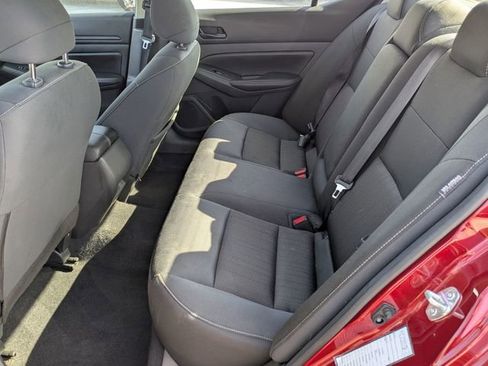 Used 2024 Nissan Altima 2.5 SV FWD image 21