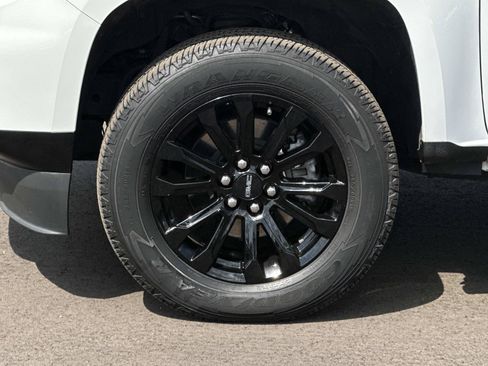 Certified 2022 GMC Canyon Elevation w/ Elevation Premium Package AWD/4WD image 8