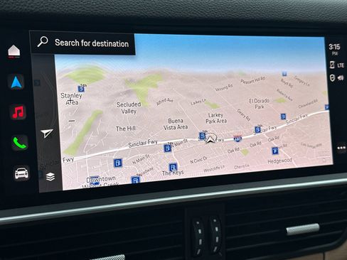 Used 2023 Porsche Cayenne image 19