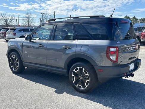 Used 2021 Ford Bronco Sport Outer Banks image 5