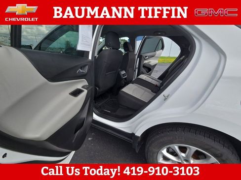 Used 2019 Chevrolet Equinox LS w/ LS Convenience Package image 14