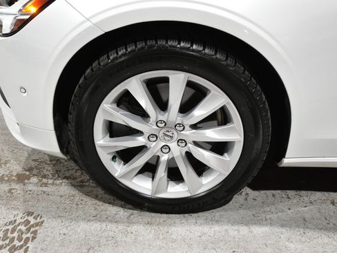 Used 2017 Volvo S90 T6 Momentum w/ Vision Package image 56