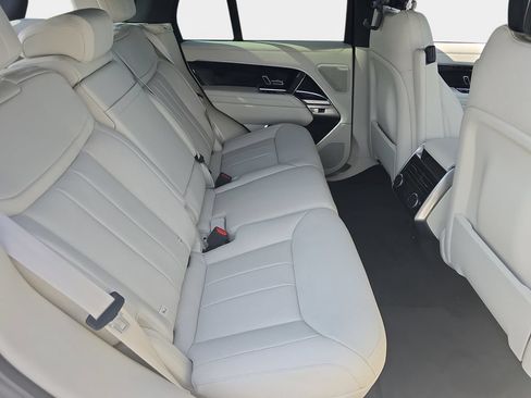 New 2026 Land Rover Range Rover SE AWD/4WD image 11