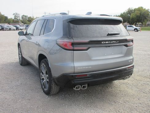 New 2026 GMC Acadia Denali Ultimate image 8