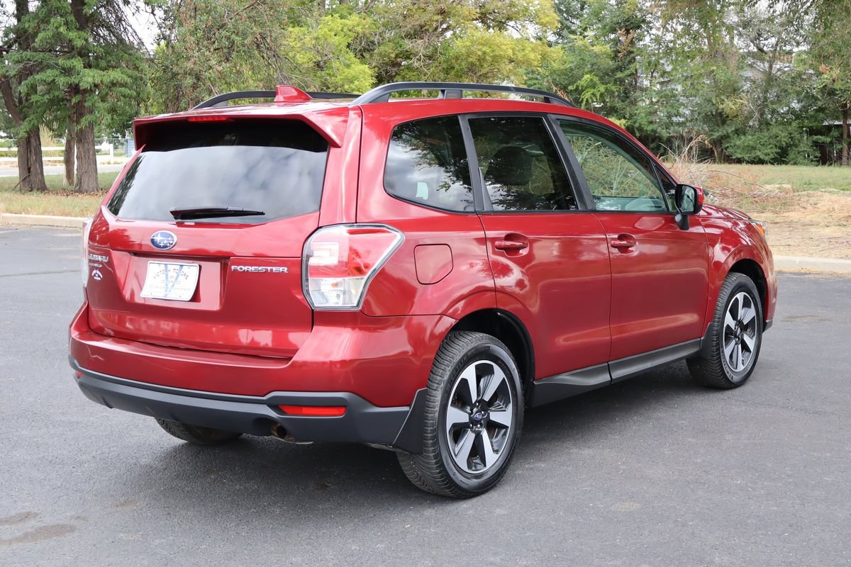 Used 2018 Subaru Forester 2.5i Premium AWD/4WD image 4