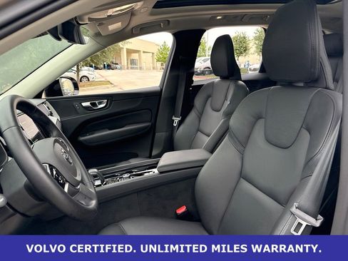 Certified 2025 Volvo XC60 B5 Plus AWD/4WD image 17