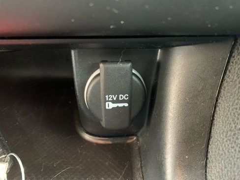 Used 2023 Dodge Charger SXT image 35