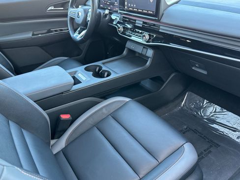 Used 2024 Honda Prologue Touring image 18