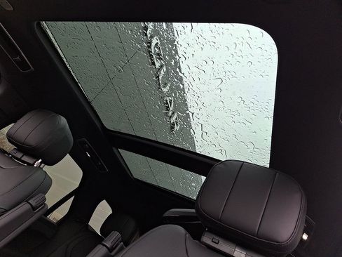 New 2026 Land Rover Range Rover Sport Dynamic SE image 10