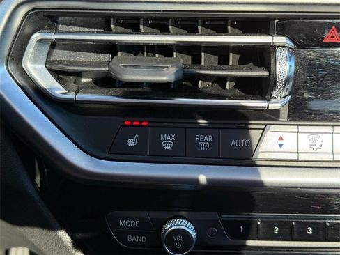 Used 2024 BMW X3 xDrive30i w/ Premium Package image 21