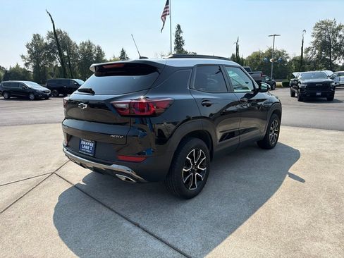 Used 2024 Chevrolet TrailBlazer ACTIV w/ Convenience Package AWD/4WD image 5