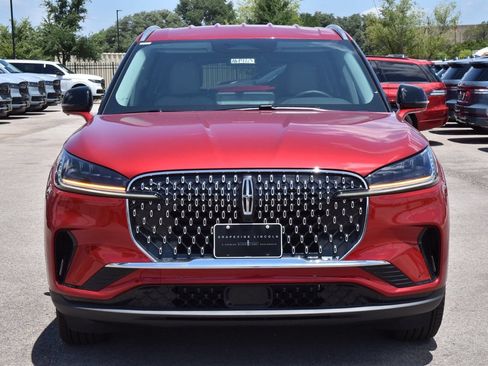 New 2026 Lincoln Aviator 2WD image 2