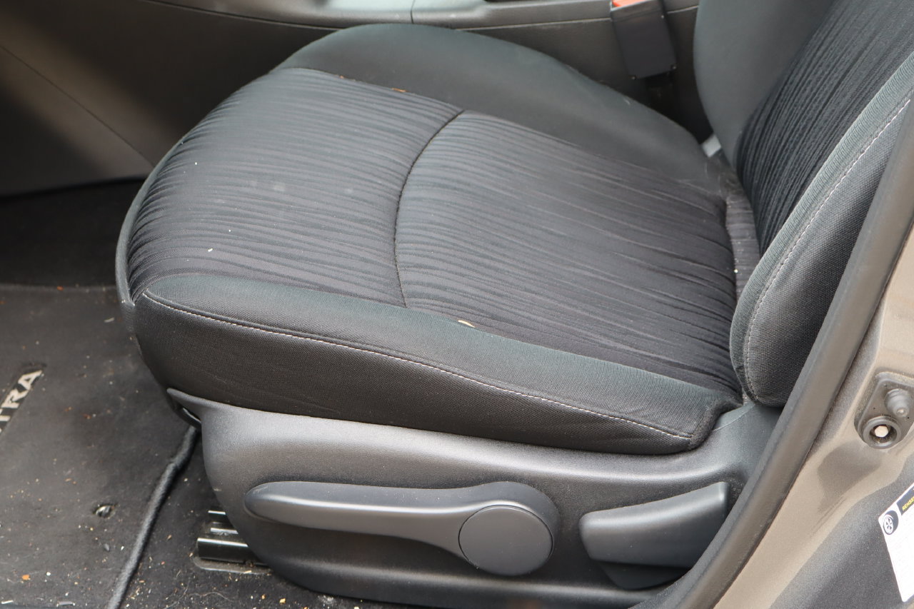 Used 2019 Nissan Sentra SV FWD image 14