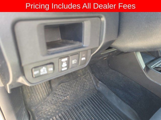 Used 2019 Toyota Tacoma TRD Off-Road AWD/4WD image 23