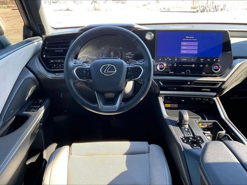 Used 2025 Lexus TX 350 AWD w/ Technology Package image 6