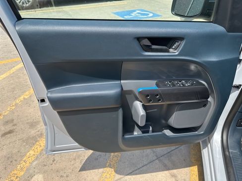 New 2026 Ford Maverick Lobo AWD/4WD image 12