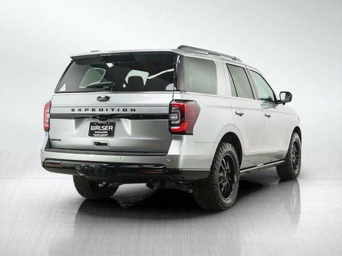 Used 2024 Ford Expedition Limited AWD/4WD image 5