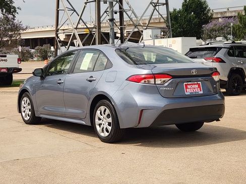 Used 2023 Toyota Corolla LE FWD image 4