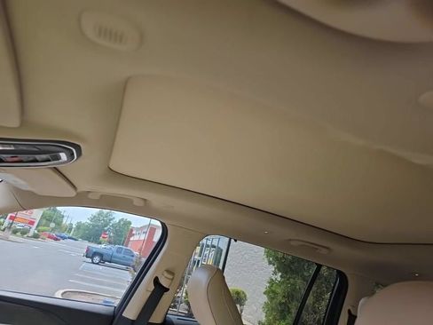 Used 2022 Jeep Grand Cherokee L Limited w/ Luxury Tech Group II AWD/4WD image 8