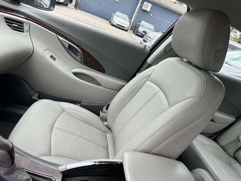 Used 2010 Buick LaCrosse CXL FWD image 25