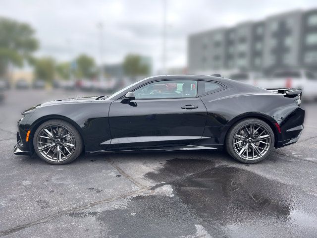 Used 2023 Chevrolet Camaro ZL1 RWD image 2