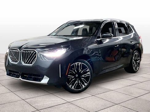 Certified 2025 BMW X3 xDrive30i w/ Convenience Package image 1