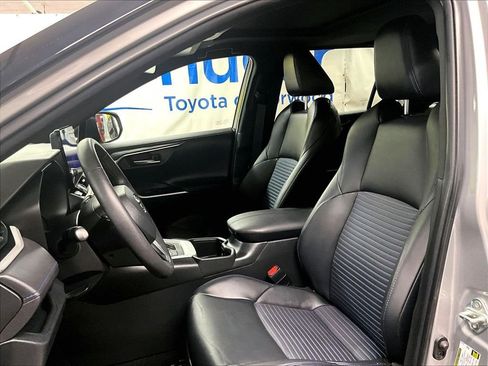 Used 2023 Toyota RAV4 XSE w/ XSE Grade Weather Package AWD/4WD image 10