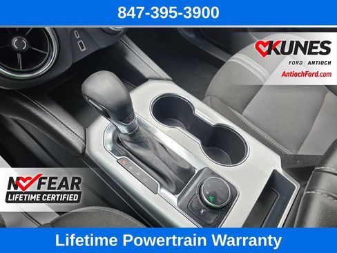 Used 2025 Chevrolet Blazer LT FWD image 33