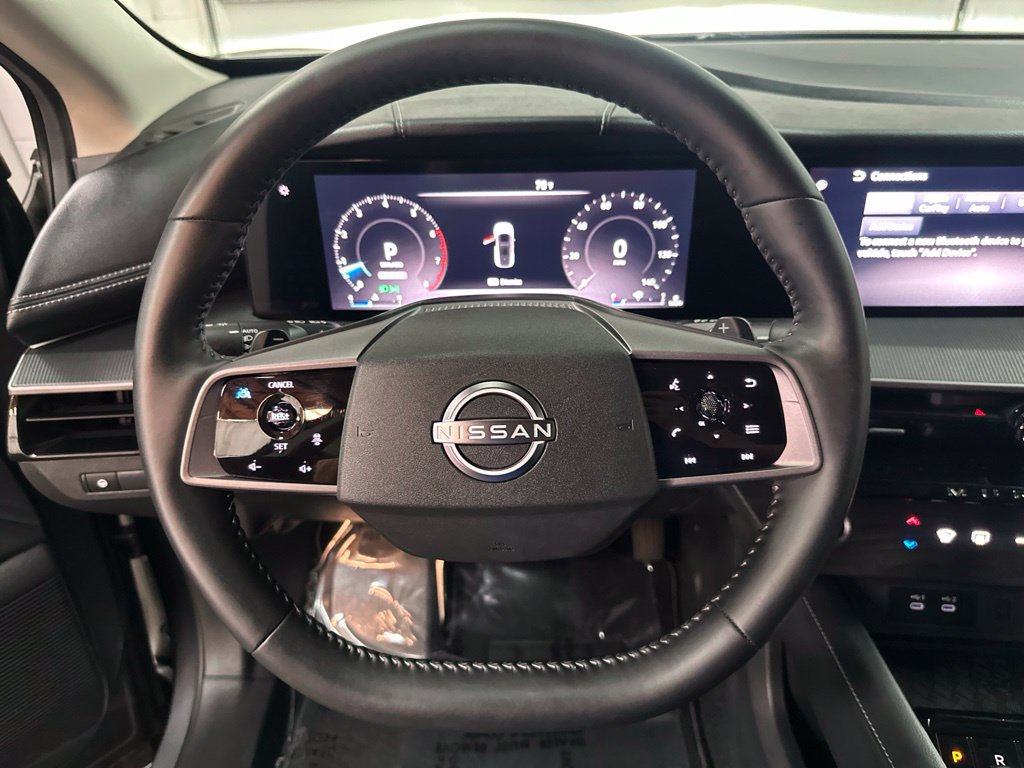 Used 2025 Nissan Murano SV AWD/4WD image 13