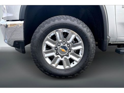 Used 2021 Chevrolet Silverado 3500 LTZ w/ LTZ Convenience Package image 35