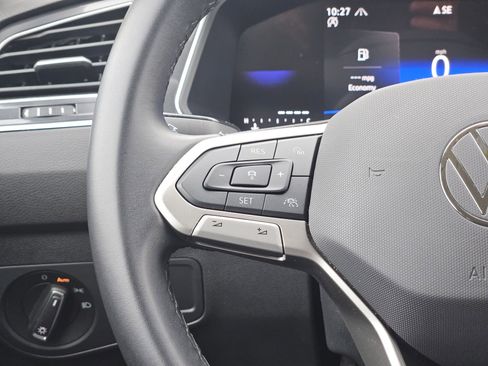 Used 2024 Volkswagen Tiguan Wolfsburg Edition image 21