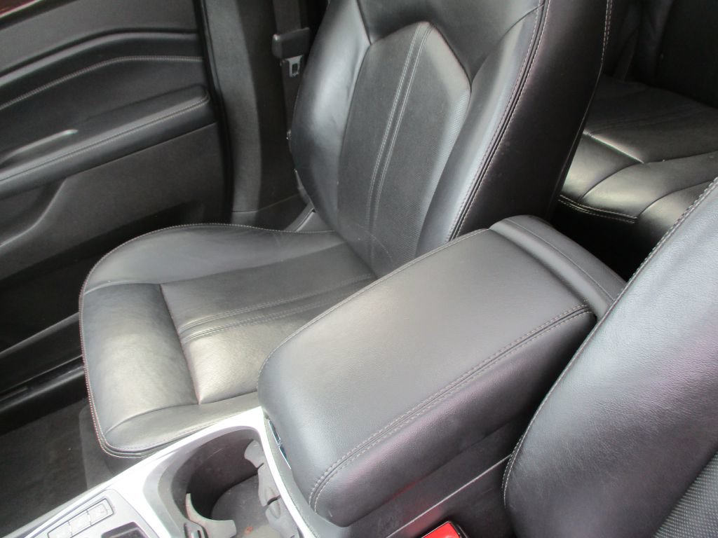 Used 2012 Cadillac SRX Luxury FWD image 10