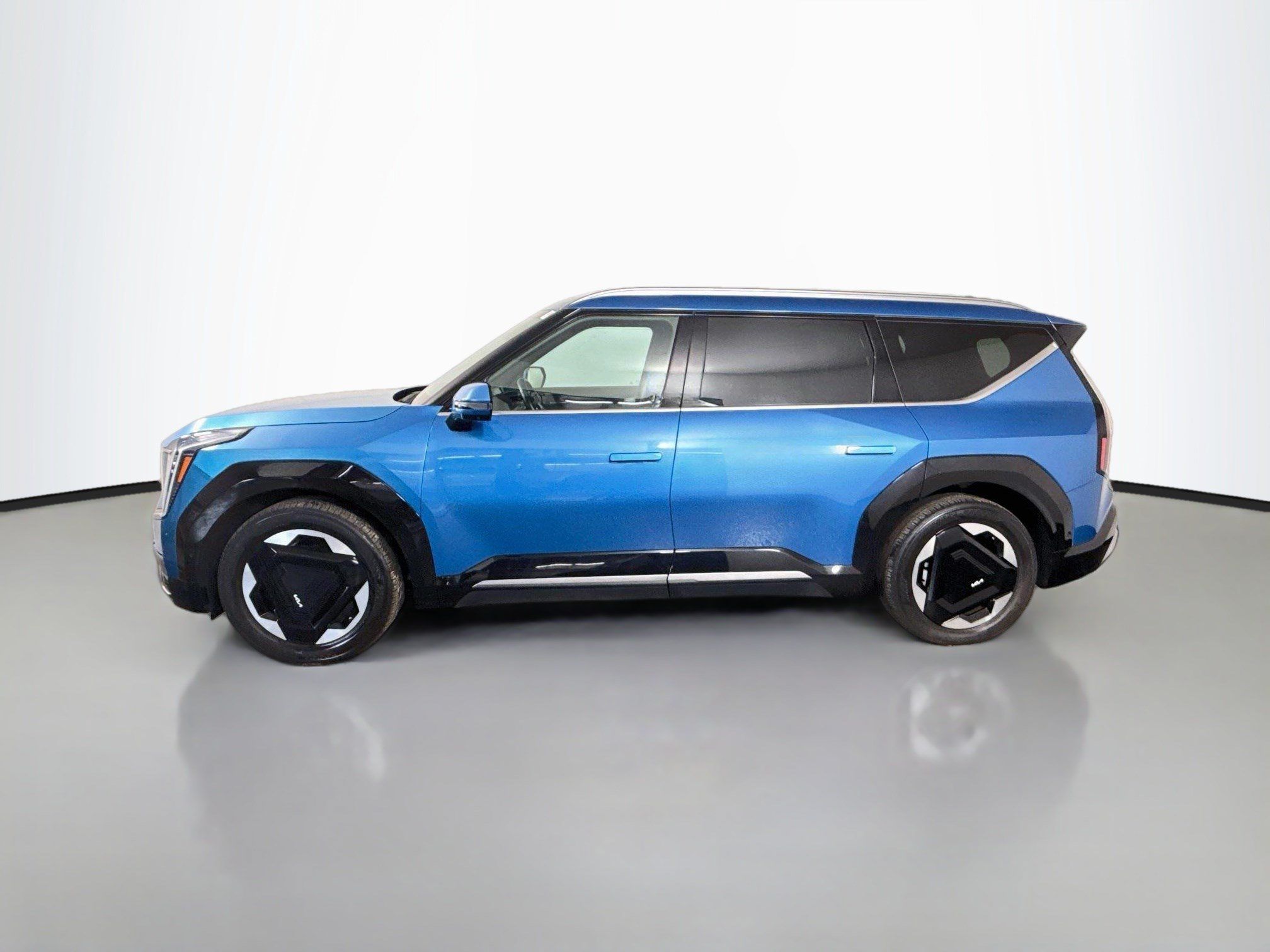 Used 2024 Kia EV9 Land AWD/4WD image 6