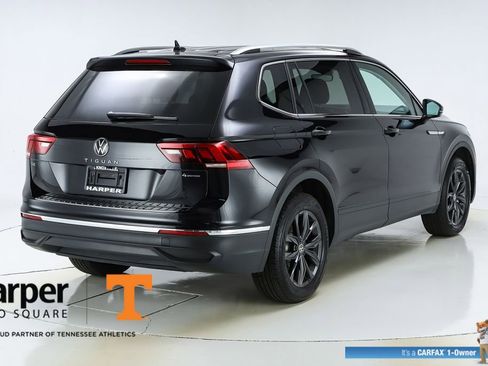 Used 2024 Volkswagen Tiguan SE image 46